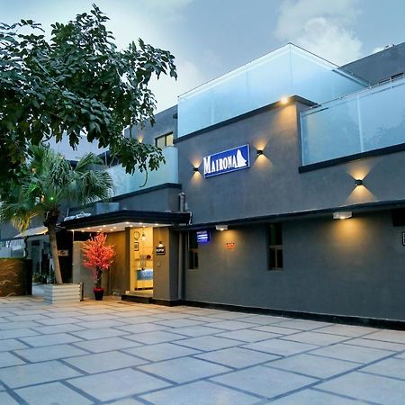 Hotel Mairona Gulberg Lahore Extérieur photo