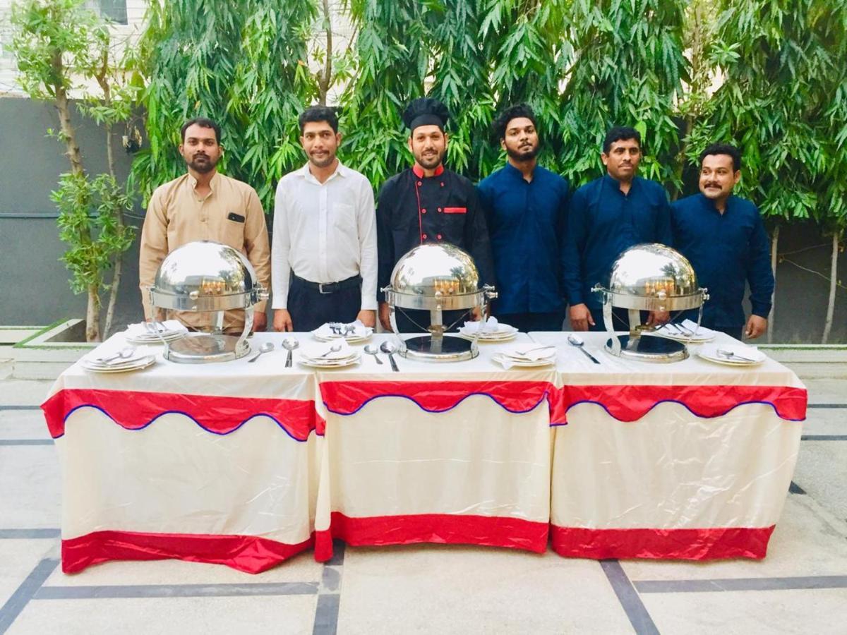 Hotel Mairona Gulberg Lahore Extérieur photo