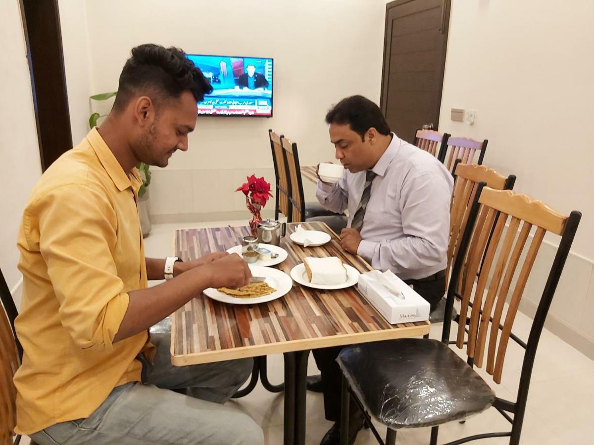 Hotel Mairona Gulberg Lahore Extérieur photo