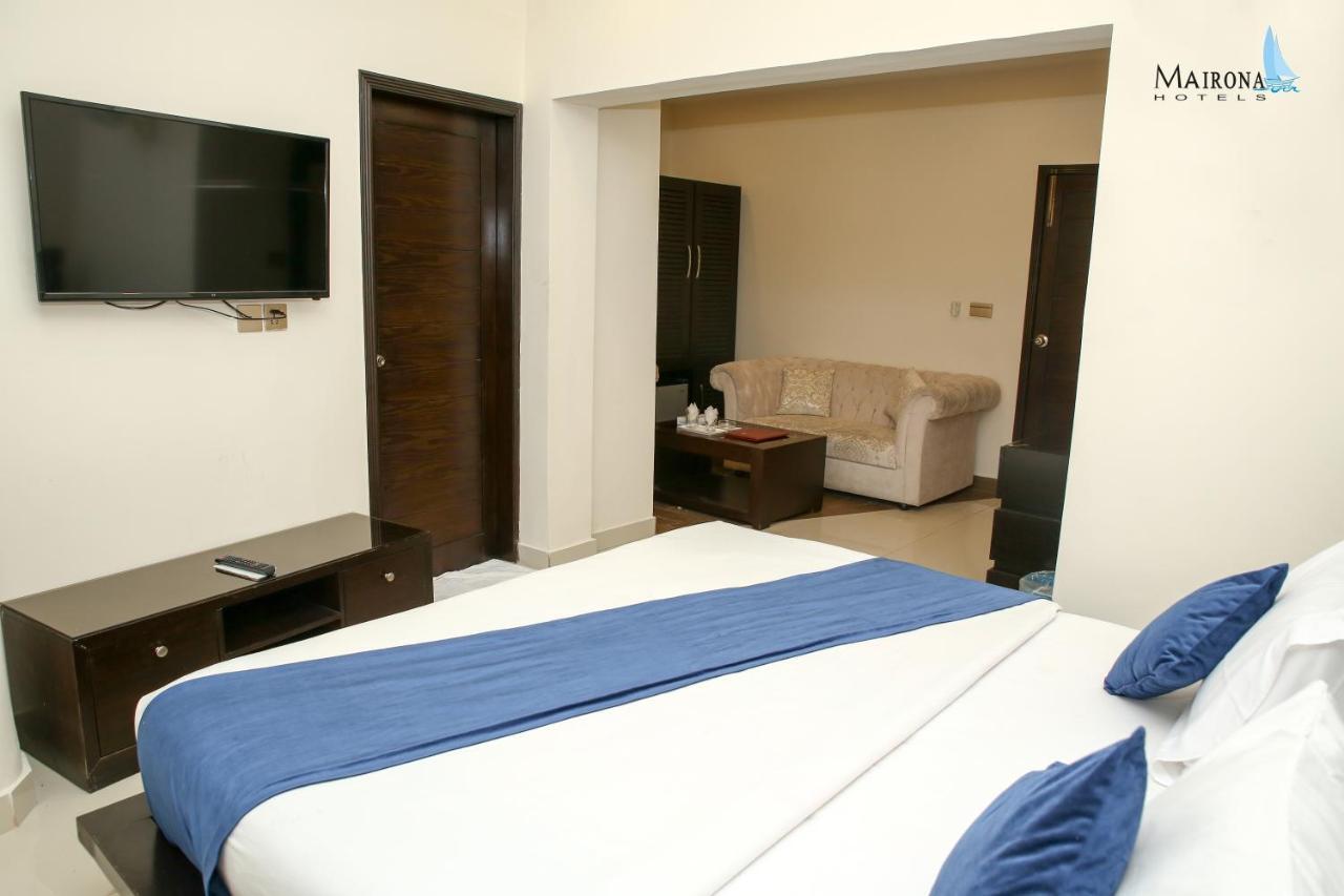 Hotel Mairona Gulberg Lahore Extérieur photo