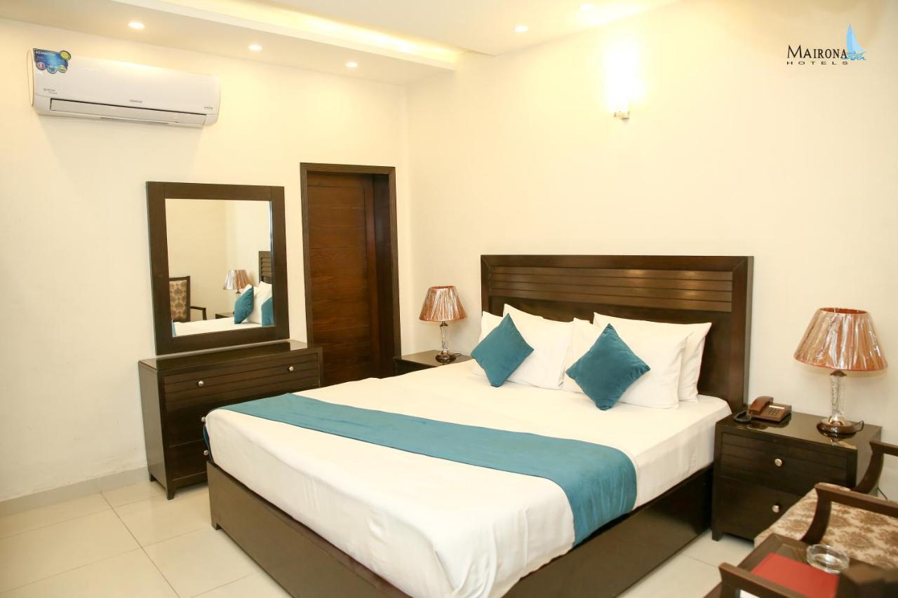 Hotel Mairona Gulberg Lahore Extérieur photo